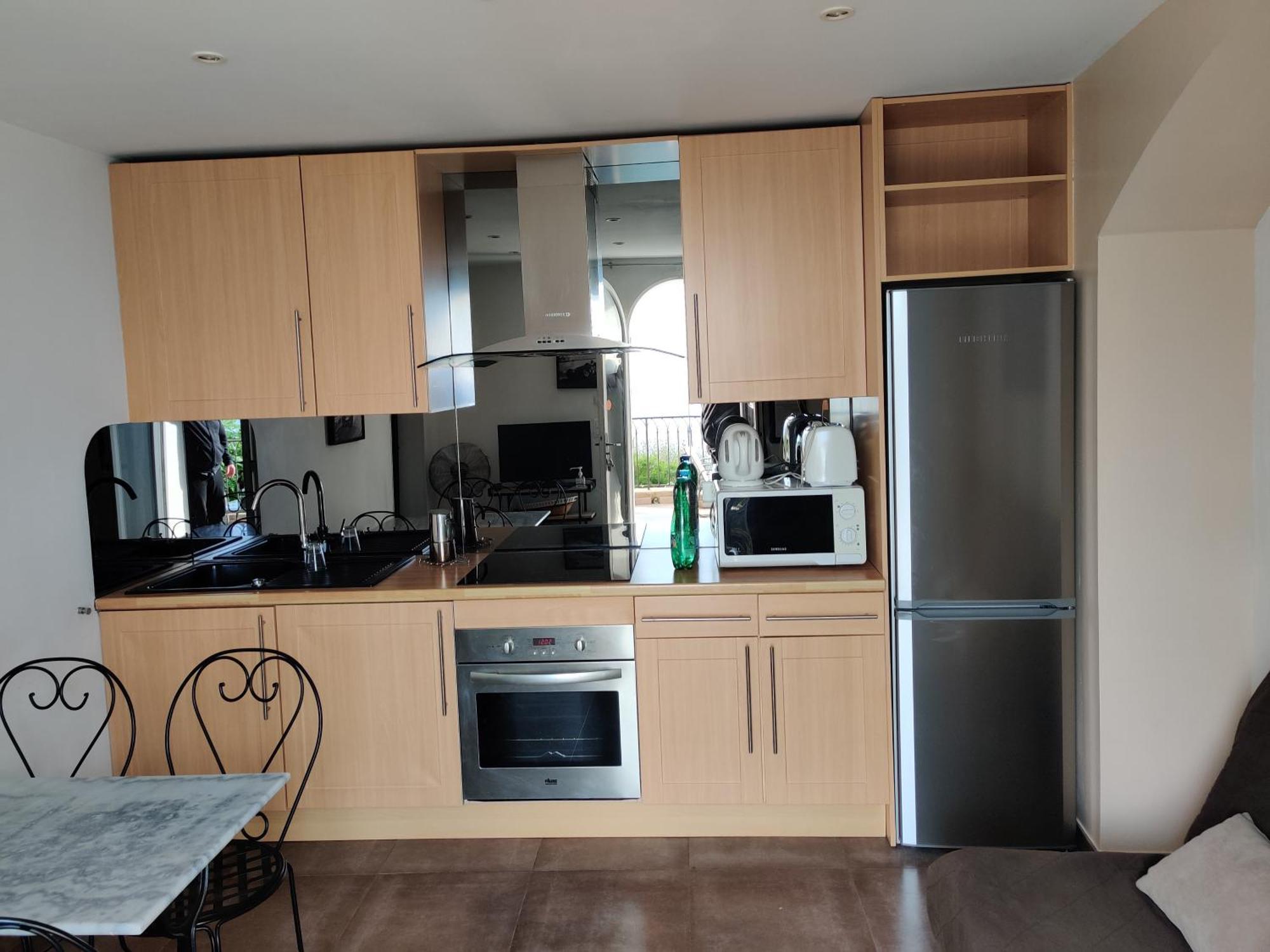 Le Mas D'Angeline, Vue Mer, Jardin Commun, Parking, Voiture Requise, 10 Min En Voiture De Monaco, Route Etroite, Pente Raide, Croisement Limite, Sea View, Shared Garden, Parking, Car Required, 10 Min Drive From Monaco, Narrow Steep Road, Limited Pass Beausoleil Kültér fotó