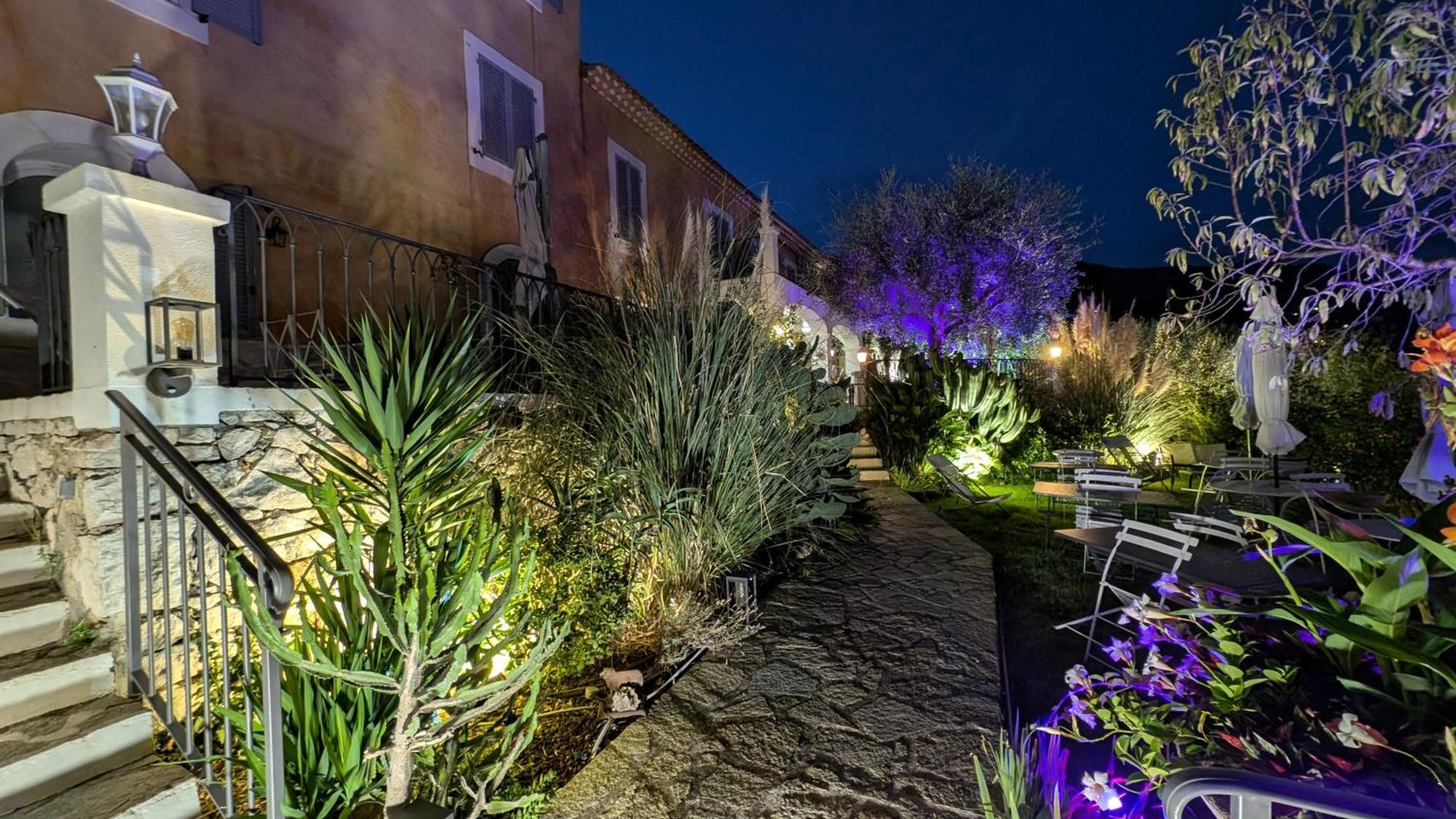 Le Mas D'Angeline, Vue Mer, Jardin Commun, Parking, Voiture Requise, 10 Min En Voiture De Monaco, Route Etroite, Pente Raide, Croisement Limite, Sea View, Shared Garden, Parking, Car Required, 10 Min Drive From Monaco, Narrow Steep Road, Limited Pass Beausoleil Kültér fotó