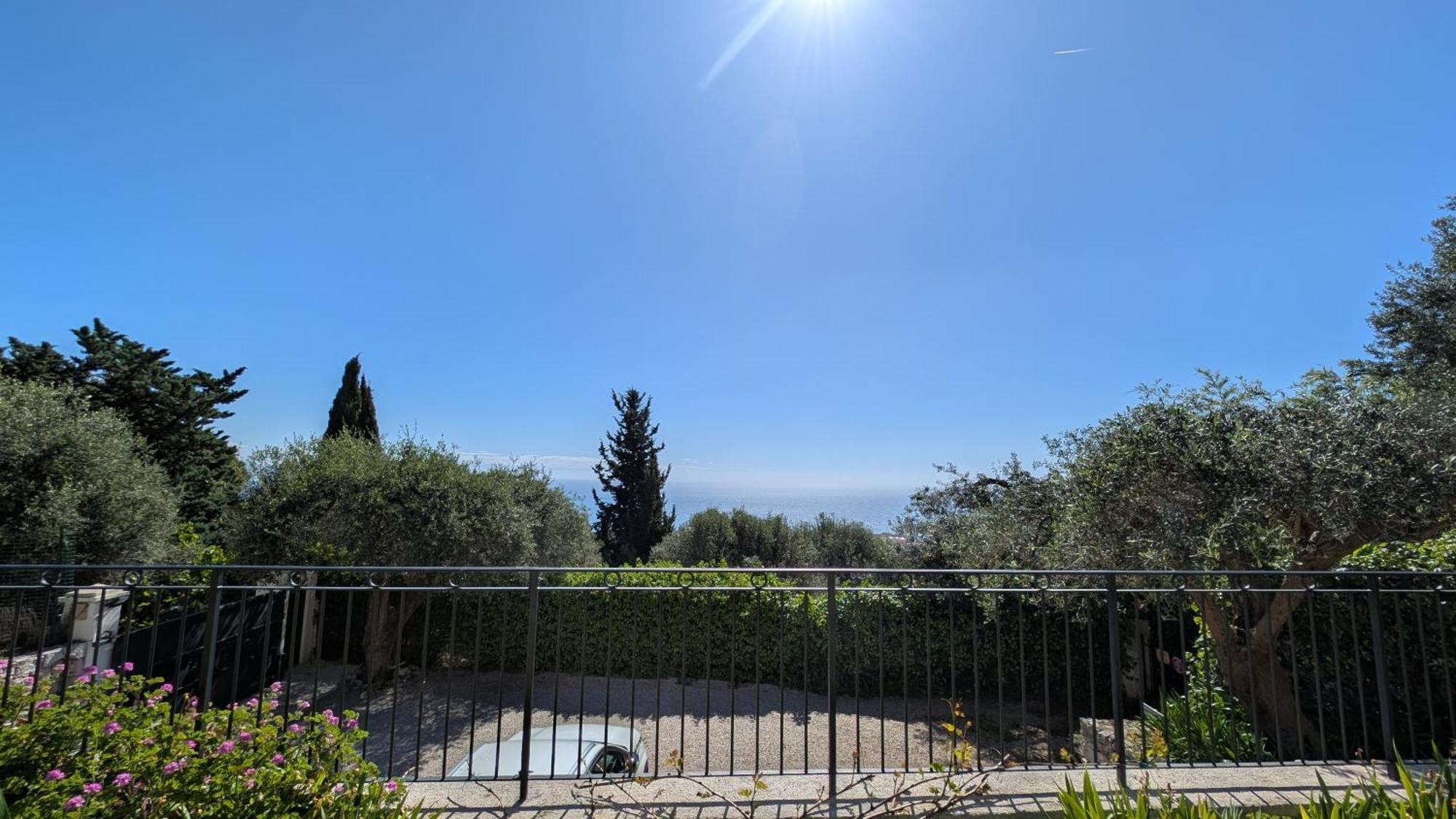 Le Mas D'Angeline, Vue Mer, Jardin Commun, Parking, Voiture Requise, 10 Min En Voiture De Monaco, Route Etroite, Pente Raide, Croisement Limite, Sea View, Shared Garden, Parking, Car Required, 10 Min Drive From Monaco, Narrow Steep Road, Limited Pass Beausoleil Kültér fotó