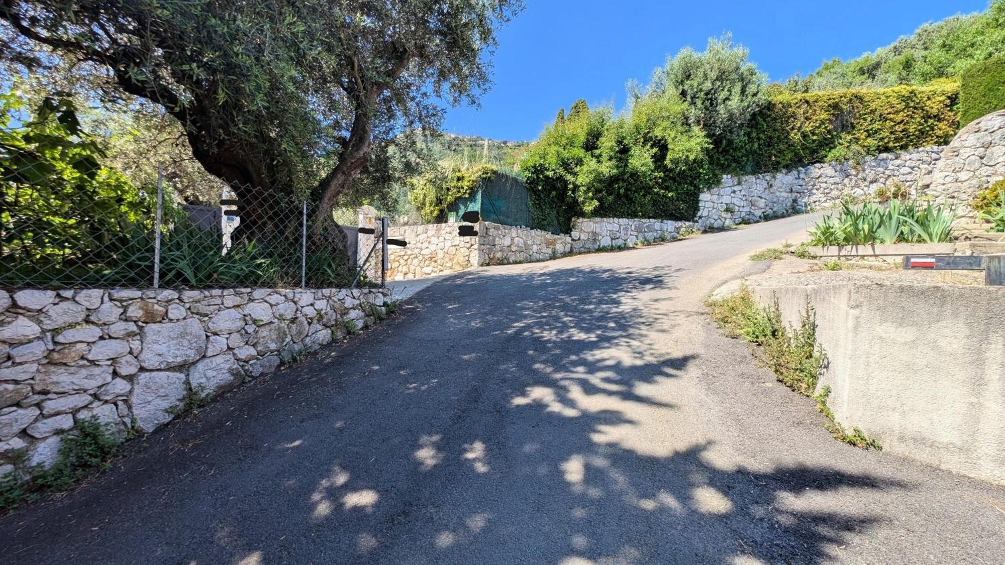 Le Mas D'Angeline, Vue Mer, Jardin Commun, Parking, Voiture Requise, 10 Min En Voiture De Monaco, Route Etroite, Pente Raide, Croisement Limite, Sea View, Shared Garden, Parking, Car Required, 10 Min Drive From Monaco, Narrow Steep Road, Limited Pass Beausoleil Kültér fotó